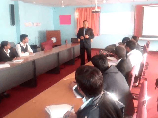 Sanjay Choubey conducting an entrepreneurship training session